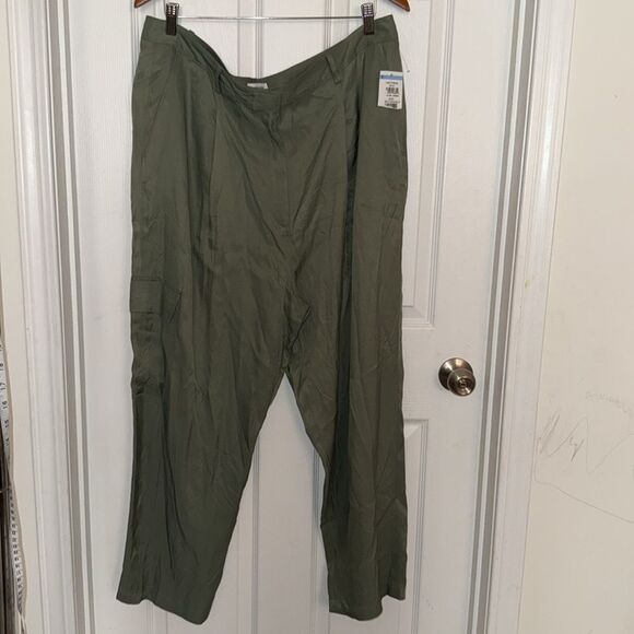 Nordstrom lightweight green cargo pants NWOT size 18 - Picture 3 of 7